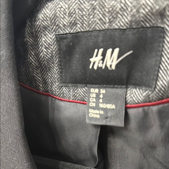 H&M Gray Herringbone Blazer - Picture 2 of 7